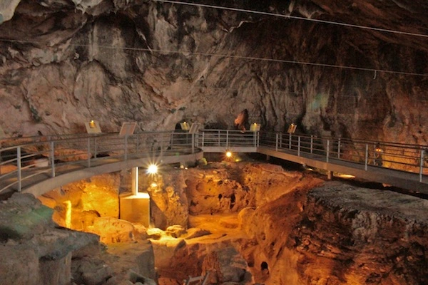 Theopetra cave